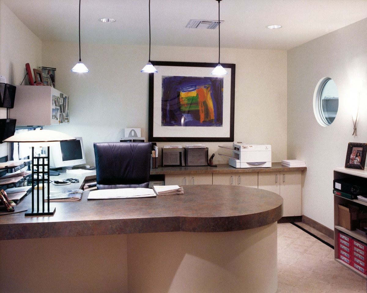 Igs Office Building - igs dicksoffice Command Central office control room design